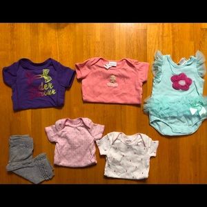 Baby Girl Short Sleeved 0-3 months bundle!